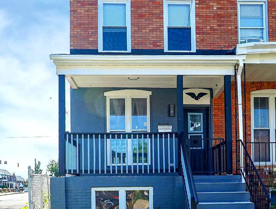 3445 Harwell Ave