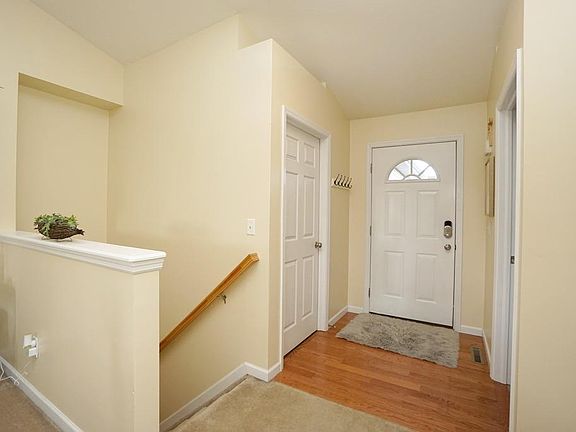 3rd image of 4965 Chandler Xing