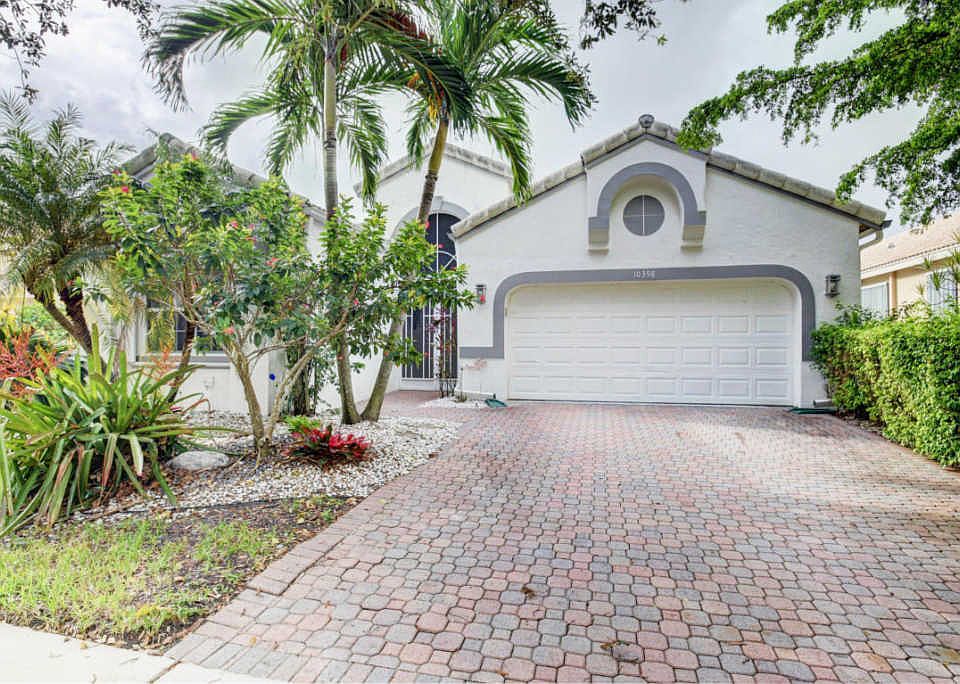 1st image of 10398 Copper Lake Dr