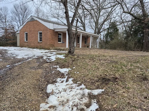 367 Woodland Acres Rd, Paris, TN 38242