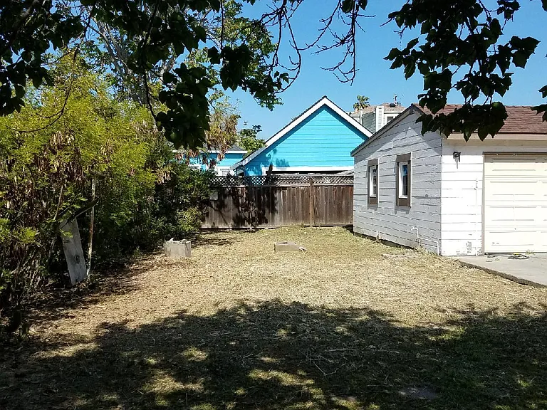 160 N 7th St — Photo 9