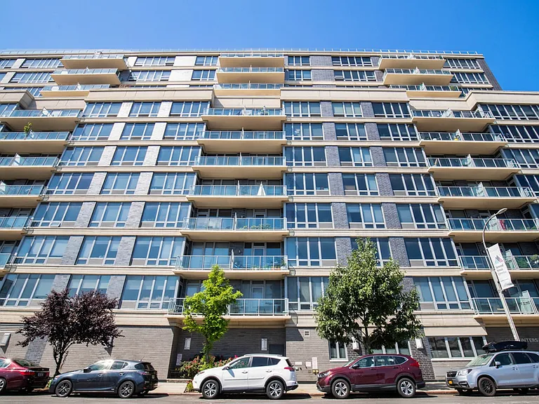 5-49 Borden Ave #2J — Photo 12