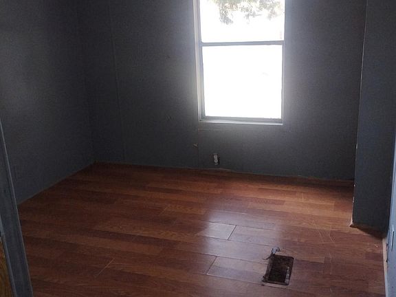 5th image of 121 S Pine St Lot 15