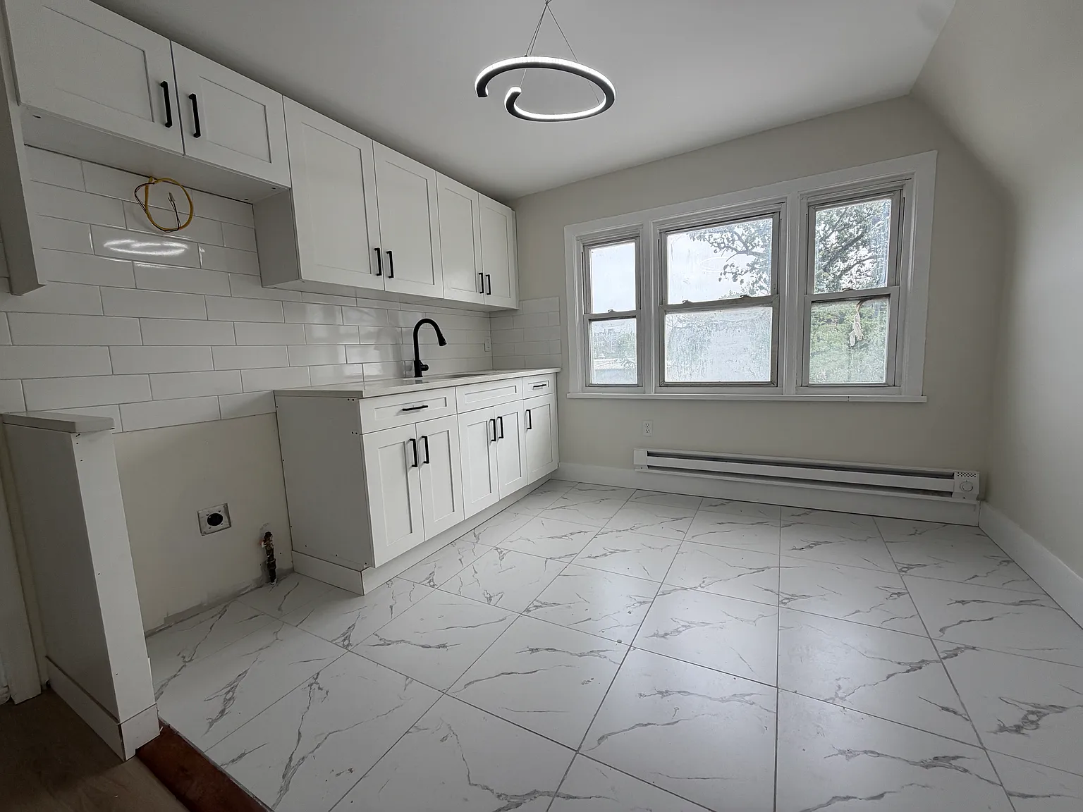 2 bed, 750 sqft, $1,850 — Photo 4