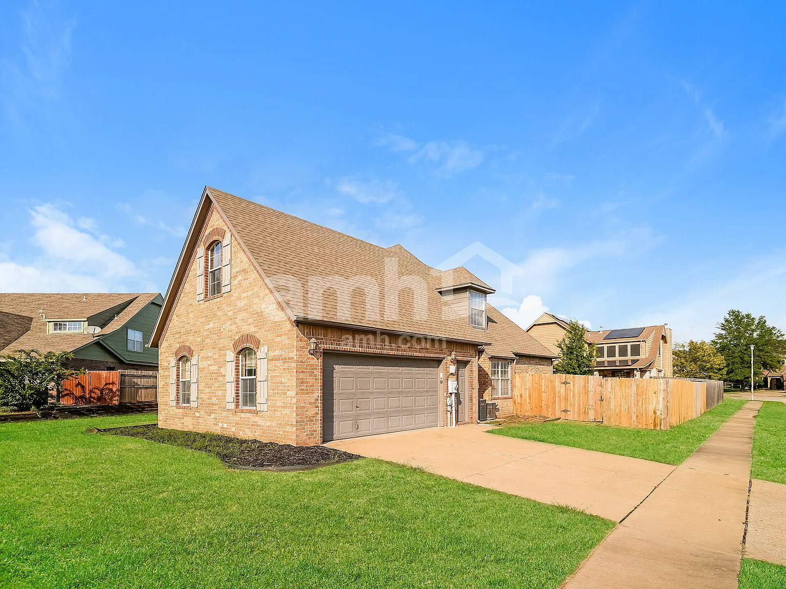 3 bed, 2.5 bath, 2771 sqft, $2,595 — Photo 3
