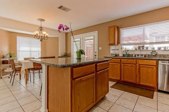 1020 Skylark Hill Ln — Photo 11