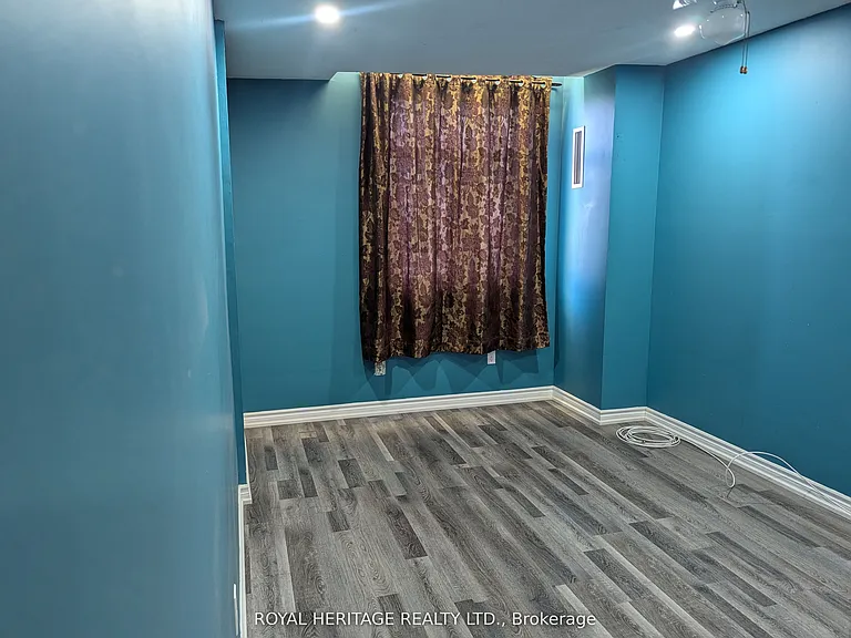 1275 Markham Rd E #1502 — Photo 6