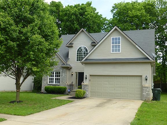3rd image of 465 Scottsdale Cir