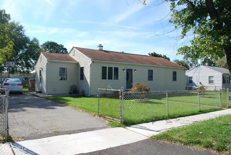 11 Bertram Dr photo 1