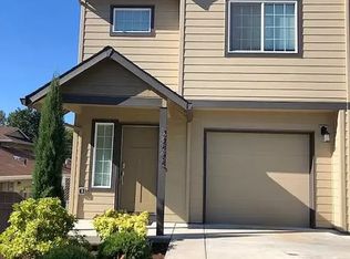 38565 Hood St, Sandy, OR 97055