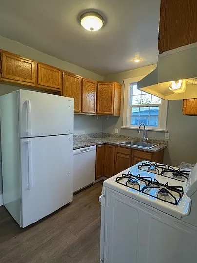 2232 Grant Street - 1 — Photo 3