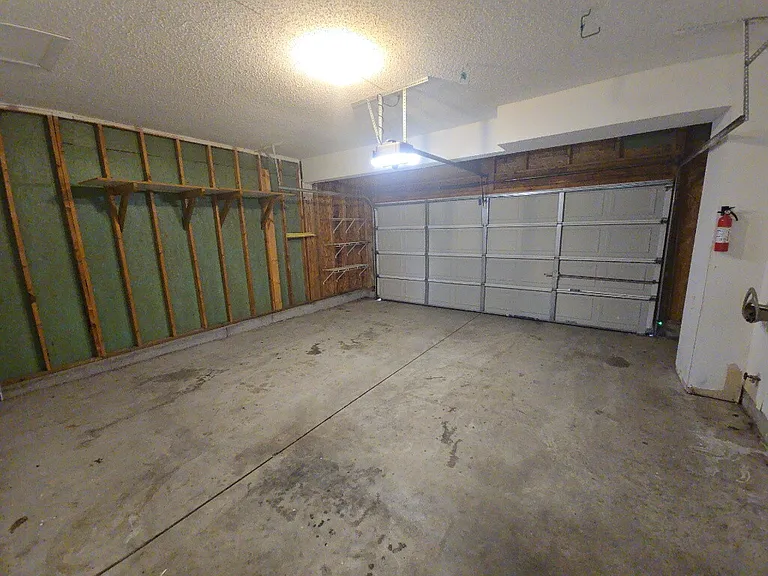 3054 Granny Smith Ln — Photo 39