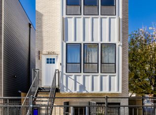 1058 N Central Park Ave, Chicago, IL 60651