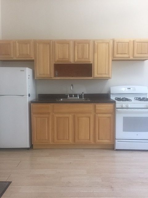 1st image of 463A 5th Ave #1