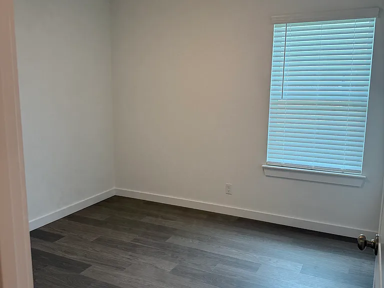 14957 S Poplar Pl E — Photo 8