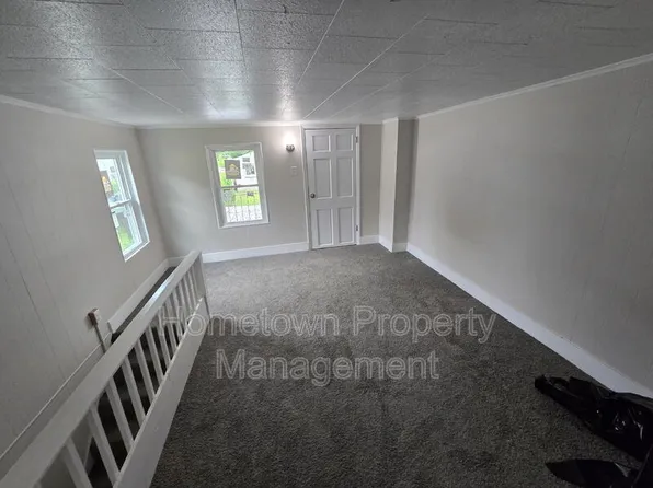 426 W Main St, Annville, PA 17003