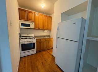 215 Lexington Ave #1F, Jersey City, NJ 07304