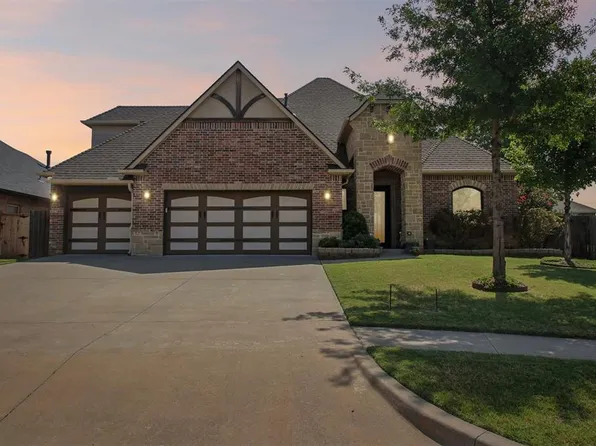 1314 Ladera Cir, Moore, OK 73160