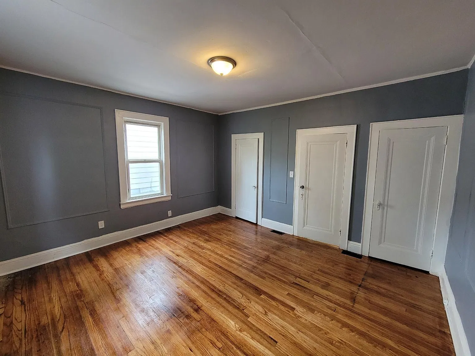 2 bed, 1200 sqft, $2,000 — Photo 2