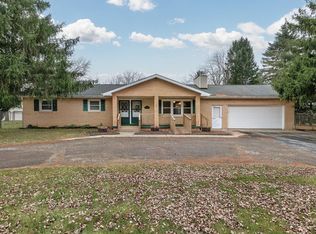 8102 E Carpenter Rd, Davison, MI 48423