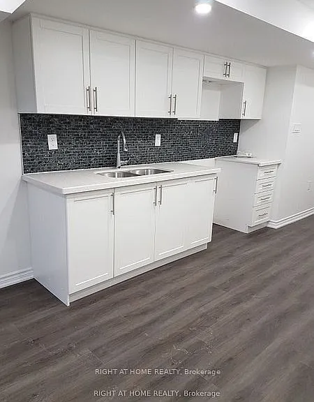 572 Murray Meadows Pl #- LOWER — Photo 5