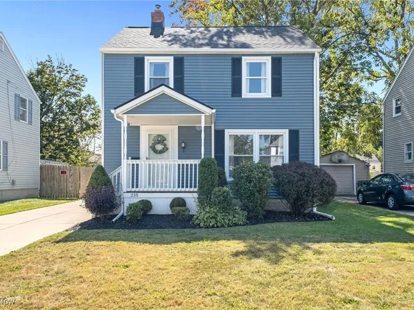 218 Monroe Ave, Cuyahoga Falls, OH 44221