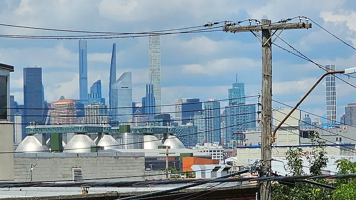 Rented by David Francis New York LLC | media 24