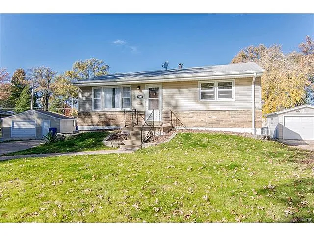 7827 Clymer Dr photo 1