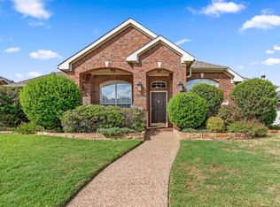 1229 Marina Ct, Lewisville, TX 75067