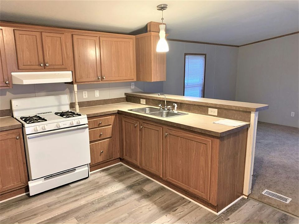 1st image of 610 Virginia Ave