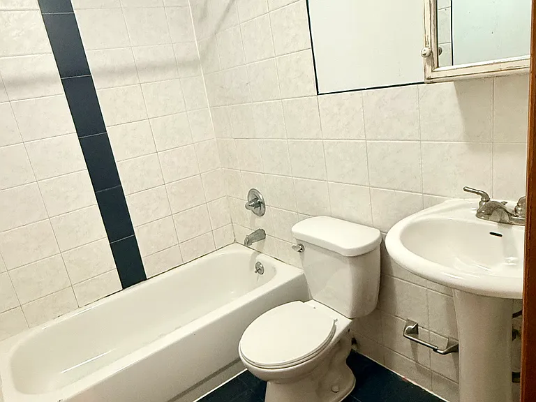 1505 Broadway #3R — Photo 16