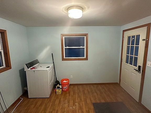 4th image of 11329 Anderson Rd