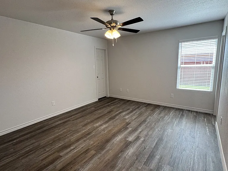 5808 McGregor Loop #A — Photo 18