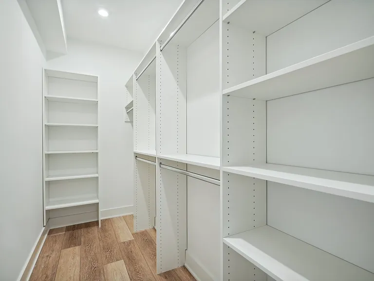 2635 W Jefferson St #106 — Photo 3