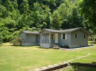 329 Billy Dotson Br, Phelps, KY 41553