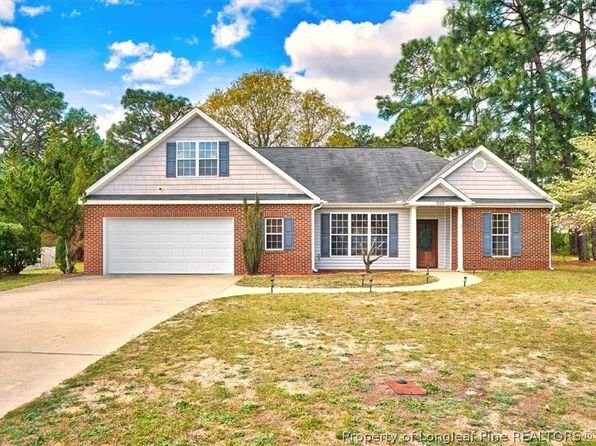 329 Green Links Dr, Cameron, NC 28326