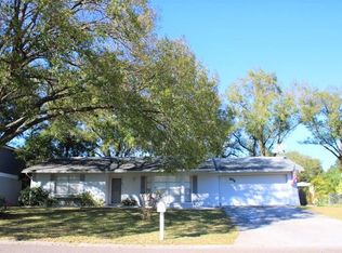 804 Regent Cir N, Brandon, FL 33511