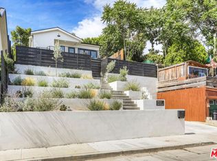 3923 1/2 Fernwood Ave, Los Angeles, CA 90027