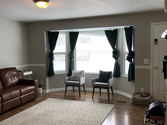 2nd image of 9890 S Yorkshire Dr