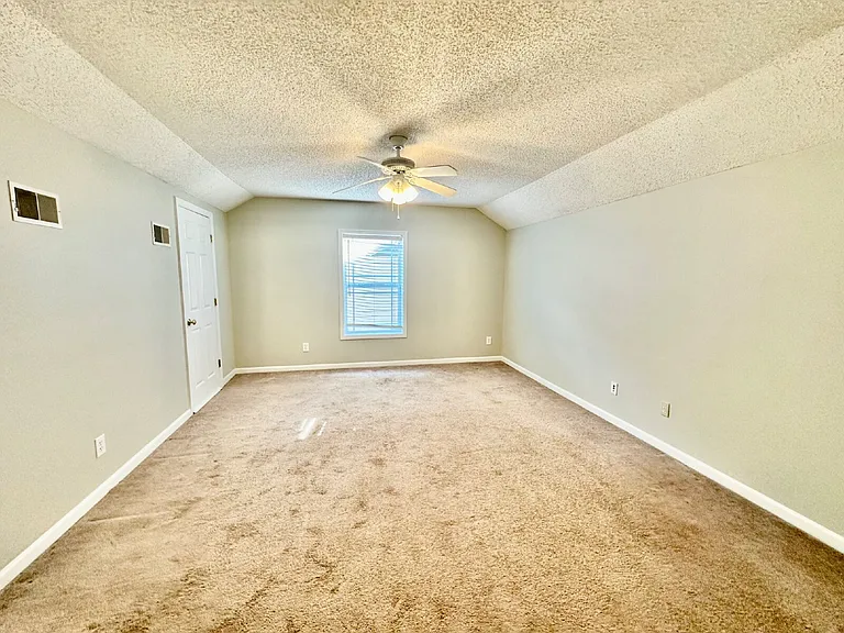 47 Heartstone Cir — Photo 26
