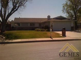 2804 Layton Dr, Bakersfield, CA 93309