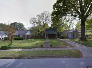 637 N Center St, Statesville, NC 28677
