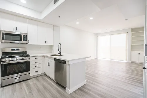 Floor plan 306
