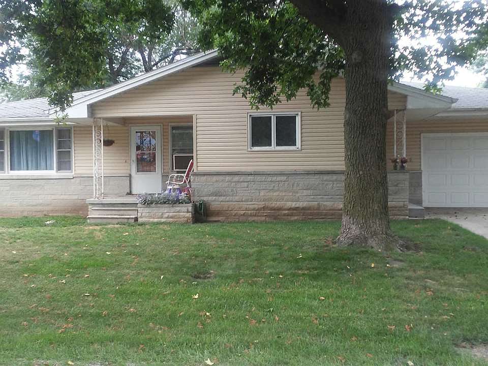 1st image of 301 S East St