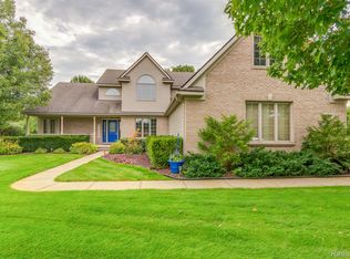 6785 Goldwin Dr, Brighton, MI