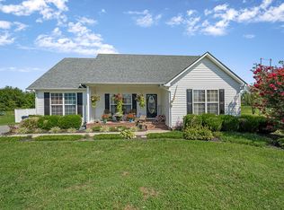 250 Greenwood Dr, Smithville, TN 37166