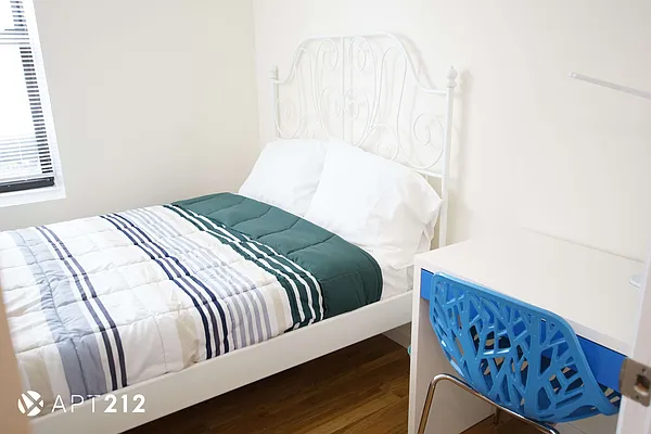 Rented by APT212 INC | media 26