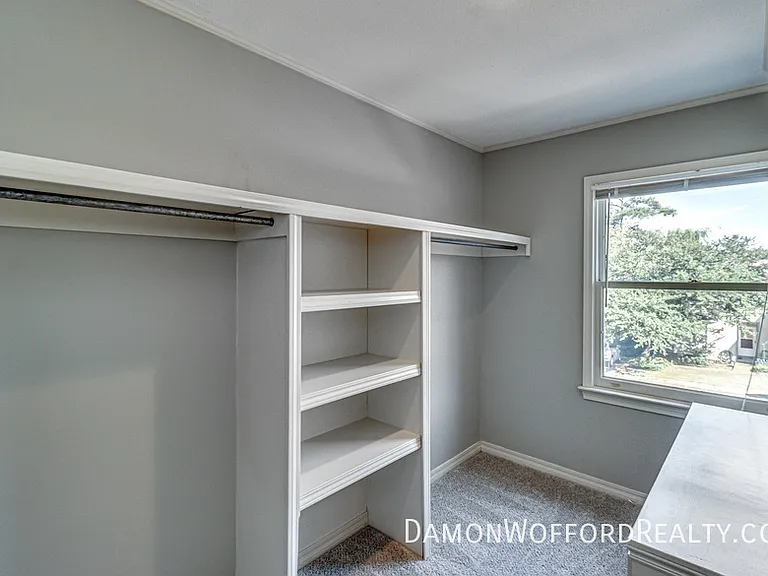 1435 Roxbury Ct — Photo 34