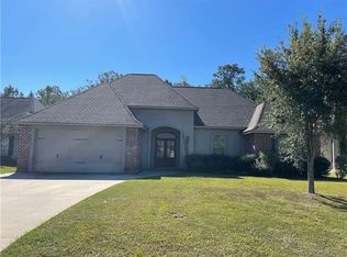 250 Stonebridge Cv, Madisonville, LA 70447