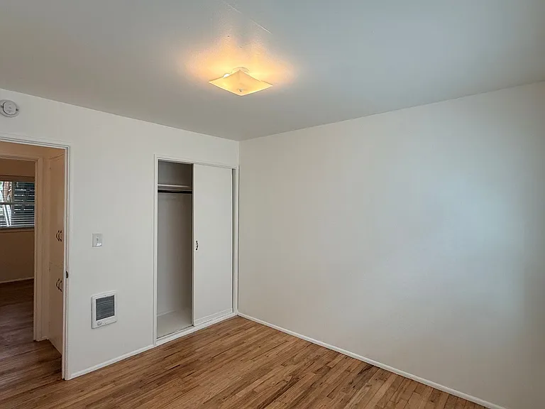 The Waverleigh Apartments — Photo 35